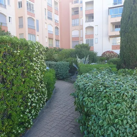 4 Pers 100m Et Commerces