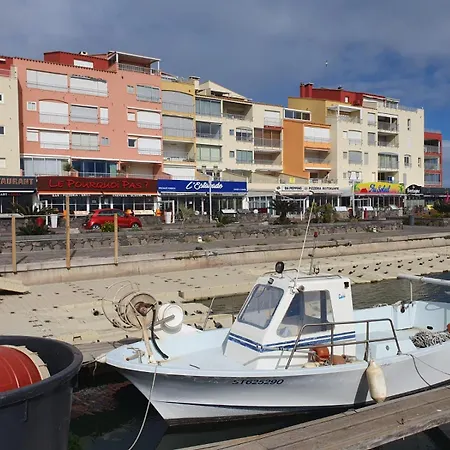 4 Pers 100m Et Commerces Apartment